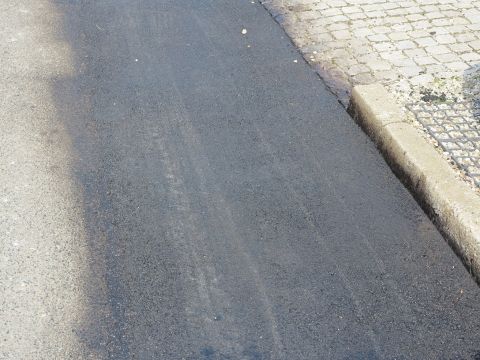 1526045105-img_2014-04-25-07